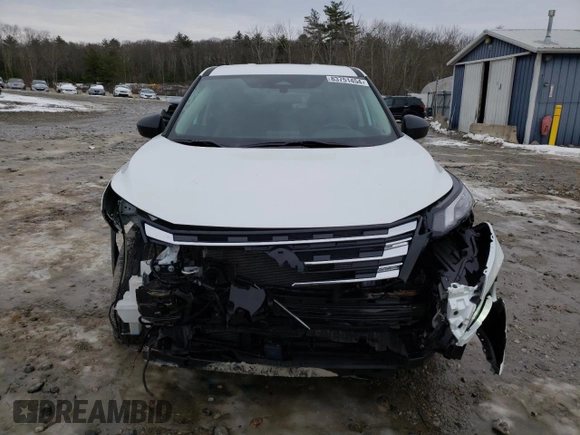 2024 Nissan Rogue S z VIN 5N1BT3AB1RC746787, wystawiony jako Copart lot #83751454 z przebiegiem 22 488 mil mil oraz Nie do naprawy • Non repairable. Historia ofert i sprzedaży dostępna na DreamBid. Obrazek 5.