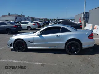 2009 Mercedes-Benz SL 55/63 AMG with VIN WDBSK70F69F148436, listed as a IAAI auction lot 42770233 with 120,523 mi miles and . Bid and sale history available at DreamBid. Image 14.