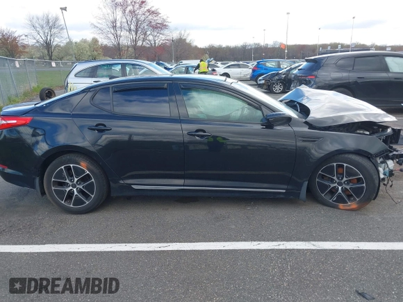 2013 Kia Optima EX with VIN KNAGM4AD8D5049836, listed as a IAAI auction lot 42040438 with Not Provided miles. Bid and sale history available at carsss.com. Image 13.