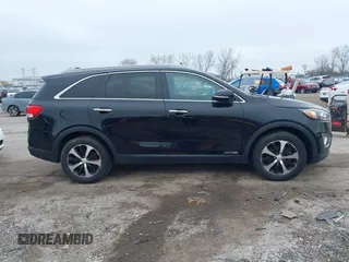 2016 Kia Sorento EX with VIN 5XYPHDA53GG171158, listed as a IAAI auction lot 42014017 with 219,595 mi miles. Bid and sale history available at carsss.com. Image 13.