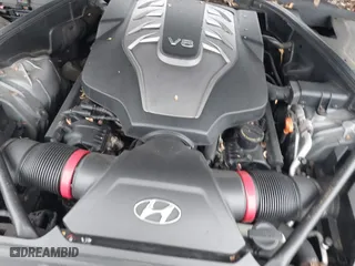 2015 Hyundai Genesis 5.0L with VIN KMHGN4JF7FU054578, listed as a IAAI auction lot 41726190 with 999,999 mi miles. Bid and sale history available at carsss.com. Image 10.