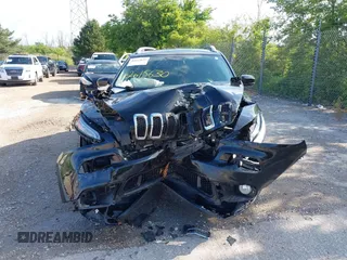 2018 Jeep Cherokee Latitude Plus с VIN 1C4PJMLX5JD500693, выставлен на аукционе IAAI как лот 42615630 с пробегом 113 449 миль миль и . История ставок и продаж доступна на DreamBid. Изображение 12.