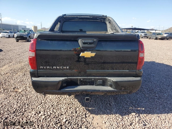 2012 Chevrolet Avalanche LTZ with VIN 3GNMCGE02CG303542, listed as a Copart auction lot 70041504 with 225,233 mi miles and Salvage Title. Bid and sale history available at carsss.com. Image 6.