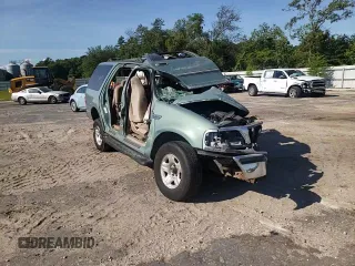 1998 Ford Expedition XLT with VIN 1FMRU1762WLB61352, listed as a Copart auction lot 42738331 with 0 mi miles and Salvage Title. Bid and sale history available at carsss.com. Image 11.