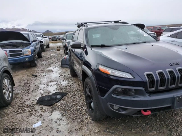2015 Jeep Cherokee Trailhawk with VIN 1C4PJMBS8FW759292, listed as a Copart auction lot 47878675 with 98,948 mi miles and Salvage Title. Bid and sale history available at carsss.com. Image 14.