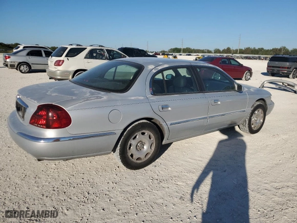 2001 Lincoln Continental with VIN 1LNHM97V01Y667338, listed as a Copart auction lot 82692274 with 126,875 mi miles and Clean Title. Bid and sale history available at carsss.com. Image 3.