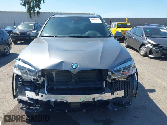 2015 BMW X5 xDrive50i z VIN 5UXKR6C59F0J76691, wystawiony jako IAAI lot #41857319 z przebiegiem 32 830 mil mil oraz . Historia ofert i sprzedaży dostępna na DreamBid. Obrazek 13.