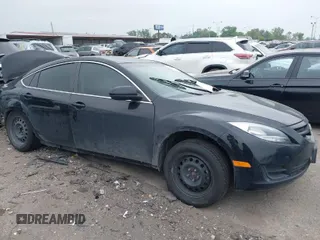 2013 Mazda 6 i Sport with VIN 1YVHZ8BH0D5M04008, listed as a IAAI auction lot 41925974 with 100,880 mi miles. Bid and sale history available at carsss.com. Image 1.