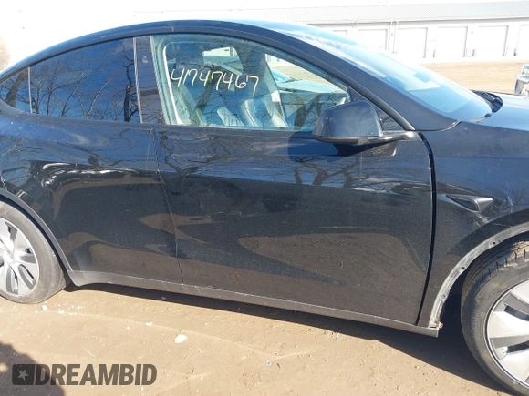 2024 Tesla Model Y with VIN 7SAYGDED5RF093018, listed as a IAAI auction lot 41747467 with 60,469 mi miles and . Bid and sale history available at DreamBid. Image 13.