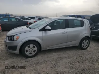 2014 Chevrolet Sonic LS with VIN 1G1JB6SH0E4195501, listed as a Copart auction lot 43749755 with 152,952 mi miles and Salvage title. Bid and sale history available at DreamBid. Image 1.