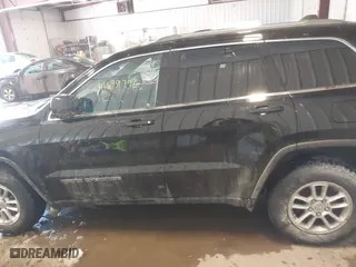 2018 Jeep Grand Cherokee Laredo E with VIN 1C4RJFAG3JC334865, listed as a IAAI auction lot 41599796 with 127,591 mi miles. Bid and sale history available at carsss.com. Image 14.