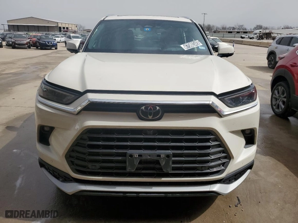2024 Toyota Grand Highlander Hybrid MAX Limited with VIN 5TDADAB54RS003758, listed as a Copart auction lot 47580345 with 35,512 mi miles and Clean Title. Bid and sale history available at carsss.com. Image 5.