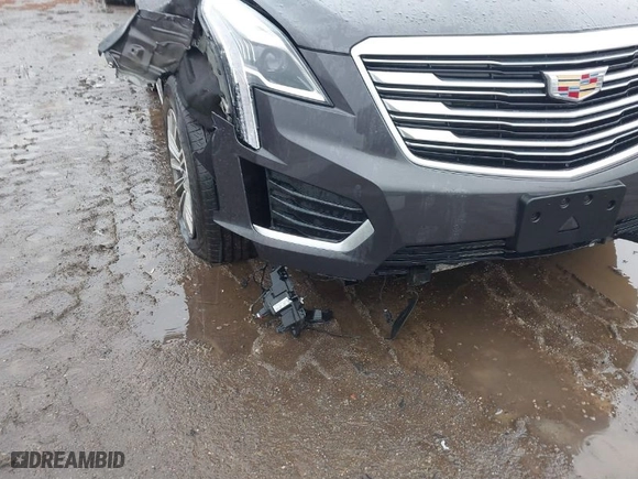 2017 Cadillac XT5 Luxury AWD with VIN 1GYKNDRS2HZ265512, listed as a IAAI auction lot 41412454 with 135,341 mi miles. Bid and sale history available at carsss.com. Image 6.