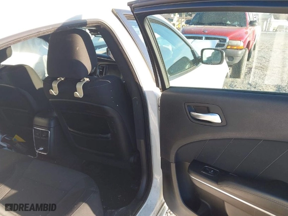 2016 Dodge Charger SXT with VIN 2C3CDXJG4GH259669, listed as a IAAI auction lot 41805408 with 207,187 mi miles. Bid and sale history available at carsss.com. Image 8.