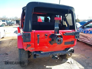 2018 Jeep Wrangler Unlimited Sport S с VIN 1C4BJWDG6JL848206, выставлен на аукционе IAAI как лот 41443084 с пробегом 51 733 миль миль и . История ставок и продаж доступна на DreamBid. Изображение 16.