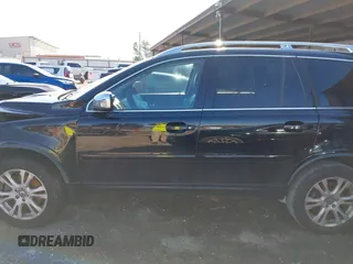 2013 Volvo XC90 Premier Plus z VIN YV4952CY6D1667612, wystawiony jako IAAI lot #40853303 z przebiegiem 104 750 mil mil oraz . Historia ofert i sprzedaży dostępna na DreamBid. Obrazek 15.