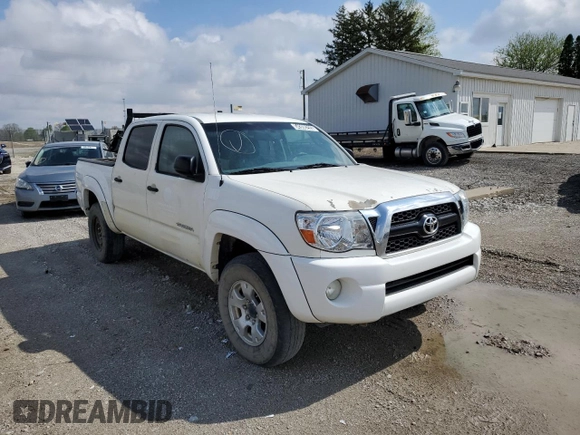 2011 Toyota Tacoma with VIN 3TMLU4EN0BM068473, listed as a Copart auction lot 54308295 with 90,041 mi miles and Clean Title. Bid and sale history available at carsss.com. Image 4.