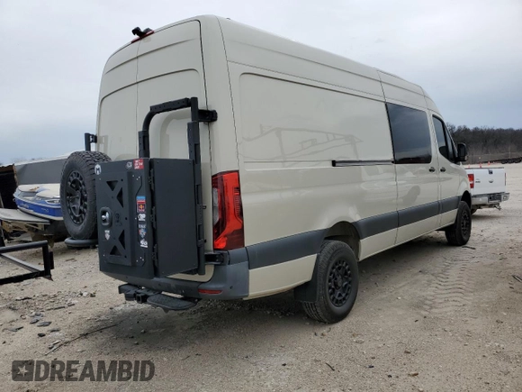 2021 Mercedes-Benz Sprinter with VIN W1Y4ECVY0MT080290, listed as a Copart auction lot 87269454 with 30,092 mi miles and Salvage Title. Bid and sale history available at DreamBid. Image 3.