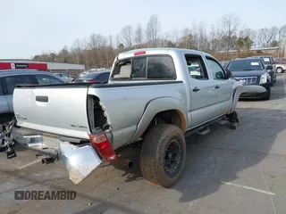 2007 Toyota Tacoma with VIN 5TELU42N37Z324958, listed as a IAAI auction lot 41791440 with 341,622 mi miles and . Bid and sale history available at DreamBid. Image 4.