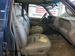 1999 GMC Suburban z VIN 3GKFK16R5XG525338, wystawiony jako Copart lot #58920565 z przebiegiem 212 586 mil mil oraz Szkody całkowita. Historia ofert i sprzedaży dostępna na DreamBid. Obrazek 7.