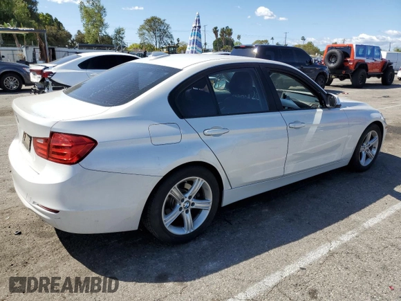 2012 BMW 3 Series 328i z VIN WBA3C1C59CF432795, wystawiony jako Copart lot #51151665 z przebiegiem 97 642 mil mil oraz Szkoda całkowita • Salvage title. Historia ofert i sprzedaży dostępna na DreamBid. Obrazek 3.