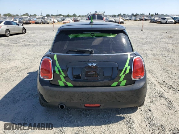 2018 MINI Hardtop Cooper with VIN WMWXP5C54J2G64015, listed as a Copart auction lot 61866865 with 32,927 mi miles and Salvage title. Bid and sale history available at DreamBid. Image 6.