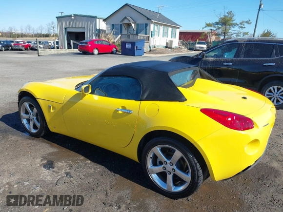2007 Pontiac Solstice z VIN 1G2MB35B87Y138649, wystawiony jako IAAI lot #41791311 z przebiegiem 65 740 mil mil oraz . Historia ofert i sprzedaży dostępna na DreamBid. Obrazek 3.
