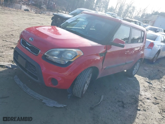 2013 Kia Soul + with VIN KNDJT2A67D7557656, listed as a IAAI auction lot 41304207 with 150,302 mi miles. Bid and sale history available at carsss.com. Image 17.
