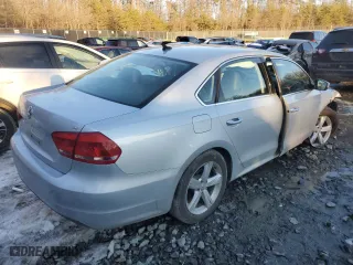 2014 Volkswagen Passat SE with VIN 1VWBP7A35EC009611, listed as a Copart auction lot 88846905 with 99,459 mi miles and Salvage Title. Bid and sale history available at carsss.com. Image 3.