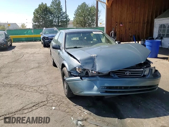 2001 Toyota Camry CE z VIN JT2BG22K410538709, wystawiony jako Copart lot #53295905 z przebiegiem 223 115 mil mil oraz Szkoda całkowita • Salvage title. Historia ofert i sprzedaży dostępna na DreamBid. Obrazek 11.