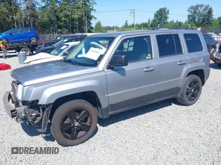 2016 Jeep Patriot Latitude with VIN 1C4NJPFA2GD633341, listed as a IAAI auction lot 42403814 with 98,768 mi miles and . Bid and sale history available at DreamBid. Image 18.