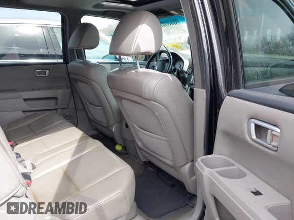 2013 Honda Pilot EX-L with VIN 5FNYF4H54DB062601, listed as a IAAI auction lot 41833449 with 210,766 mi miles. Bid and sale history available at carsss.com. Image 8.