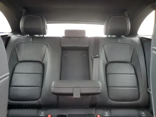 2017 Jaguar F-Pace S z VIN SADCM2BV1HA086290, wystawiony jako Copart lot #56218985 z przebiegiem 76 076 mil mil oraz Szkoda całkowita • Salvage title. Historia ofert i sprzedaży dostępna na DreamBid. Obrazek 10.