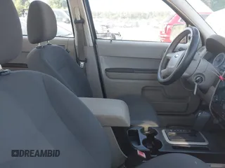 2008 Ford Escape XLS с VIN 1FMCU02Z88KC70862, выставлен на аукционе IAAI как лот 42552892 с пробегом 90 241 миль миль и . История ставок и продаж доступна на DreamBid. Изображение 5.