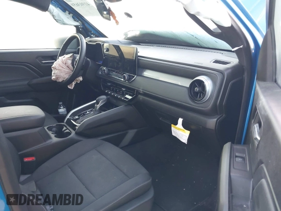 2024 Chevrolet Colorado 4WD LT with VIN 1GCPTCEK2R1140656, listed as a IAAI auction lot 41903659 with 19,698 mi miles and . Bid and sale history available at DreamBid. Image 5.