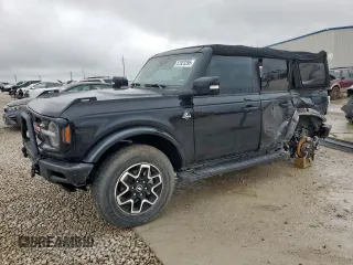 2022 Ford Bronco with VIN 1FMDE5DH1NLB77321, listed as a Copart auction lot 51923395 with 27,016 mi miles and Salvage Title. Bid and sale history available at carsss.com. Image 1.