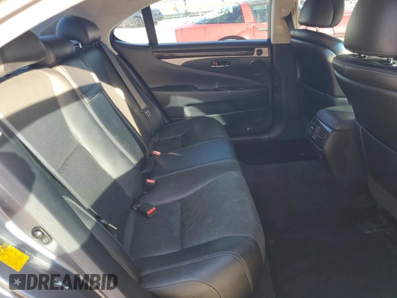 2014 Lexus LS 460 L with VIN JTHGL5EF6E5053407, listed as a Copart auction lot 86122884 with 105,023 mi miles and Salvage title. Bid and sale history available at DreamBid. Image 10.