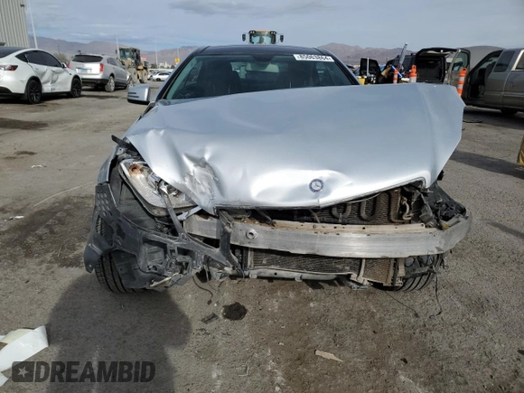 2012 Mercedes-Benz E 350 with VIN WDDKJ5KB4CF134356, listed as a Copart auction lot 85063864 with 127,471 mi miles and Salvage title. Bid and sale history available at DreamBid. Image 5.