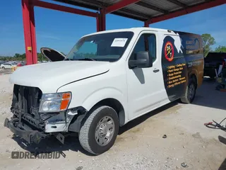 2017 Nissan NV Cargo S z VIN 1N6BF0KM7HN808851, wystawiony jako IAAI lot #41853575 z przebiegiem 93 893 mil mil oraz . Historia ofert i sprzedaży dostępna na DreamBid. Obrazek 17.