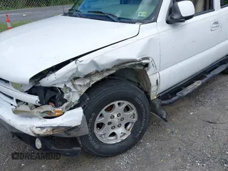2003 Chevrolet Tahoe Z71 z VIN 1GNEK13Z23R230226, wystawiony jako IAAI lot #42252874 z przebiegiem 251 268 mil mil oraz . Historia ofert i sprzedaży dostępna na DreamBid. Obrazek 17.