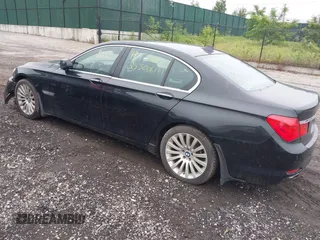 2011 BMW 7 Series 750i xDrive z VIN WBAKC6C53BC394697, wystawiony jako IAAI lot #42505414 z przebiegiem Nie podano mil oraz . Historia ofert i sprzedaży dostępna na DreamBid. Obrazek 3.