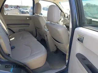 2008 Mercury Mariner Premier с VIN 4M2CU97178KJ28931, выставлен на аукционе IAAI как лот 42235188 с пробегом 128 626 миль миль и . История ставок и продаж доступна на DreamBid. Изображение 8.