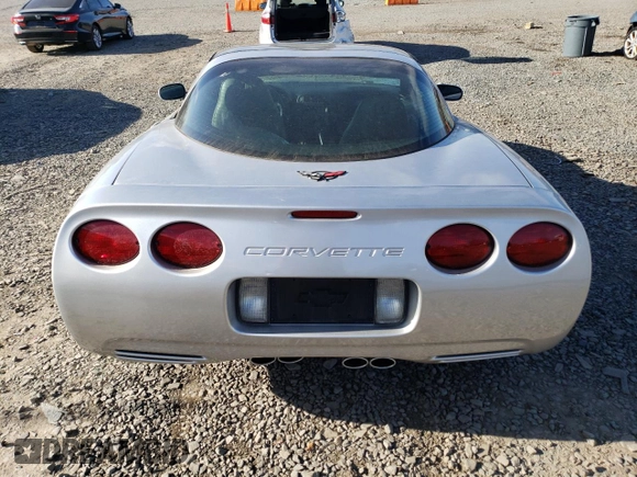2002 Chevrolet Corvette with VIN 1G1YY22G325120729, listed as a Copart auction lot 87853405 with 58,861 mi miles and Salvage Title. Bid and sale history available at carsss.com. Image 6.