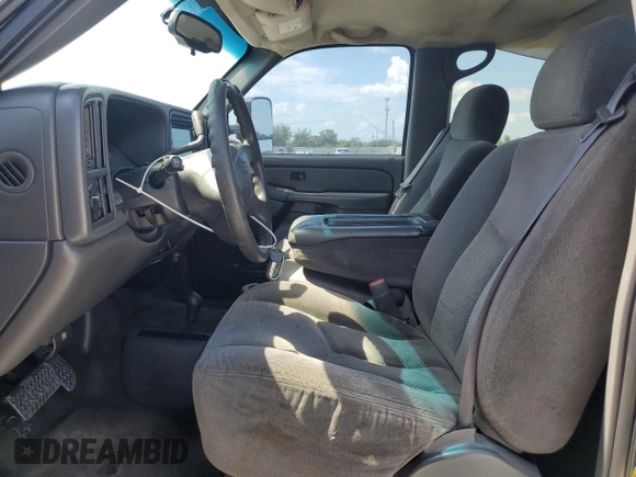 2006 Chevrolet Silverado 1500 LS with VIN 2GCEK13VX61238173, listed as a Copart auction lot 55441585 with 254,229 mi miles and Clean Title. Bid and sale history available at DreamBid. Image 7.