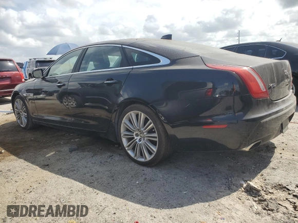 2016 Jaguar XJ Portfolio with VIN SAJWJ2GD5G8V96800, listed as a Copart auction lot 54408145 with 55,835 mi miles and Clean Title. Bid and sale history available at DreamBid. Image 2.