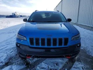 2019 Jeep Cherokee Trailhawk Elite with VIN 1C4PJMBX8KD433221, listed as a Copart auction lot 48699175 with 75,211 mi miles and Clean Title. Bid and sale history available at carsss.com. Image 5.