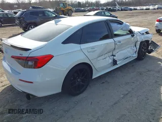 2024 Honda Civic Si z VIN 2HGFE1E5XRH474084, wystawiony jako IAAI lot #41465798 z przebiegiem 14 141 mil mil oraz . Historia ofert i sprzedaży dostępna na DreamBid. Obrazek 4.