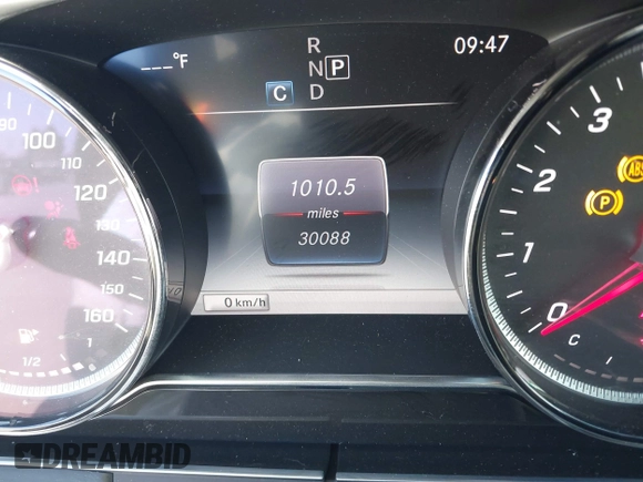 2019 Mercedes-Benz E 300 with VIN WDDZF4JB1KA686212, listed as a IAAI auction lot 41891840 with 30,088 mi miles and . Bid and sale history available at DreamBid. Image 7.