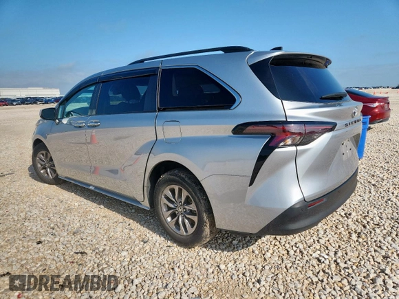2023 Toyota Sienna XLE with VIN 5TDYRKEC2PS179981, listed as a Copart auction lot 60883685 with 33,099 mi miles and Salvage title. Bid and sale history available at DreamBid. Image 2.