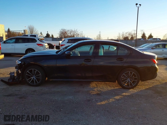 2022 BMW 3 Series 330i xDrive with VIN 3MW5R7J03N8C37885, listed as a IAAI auction lot 41018959 with 13,491 mi miles. Bid and sale history available at carsss.com. Image 14.